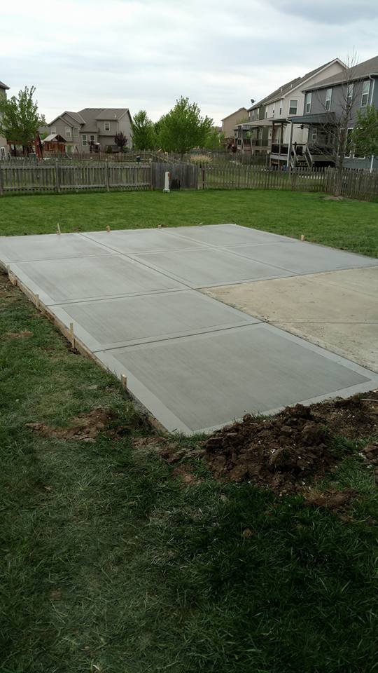 Residential concrete backyard slab in Kansas City — clean outdoor living surface